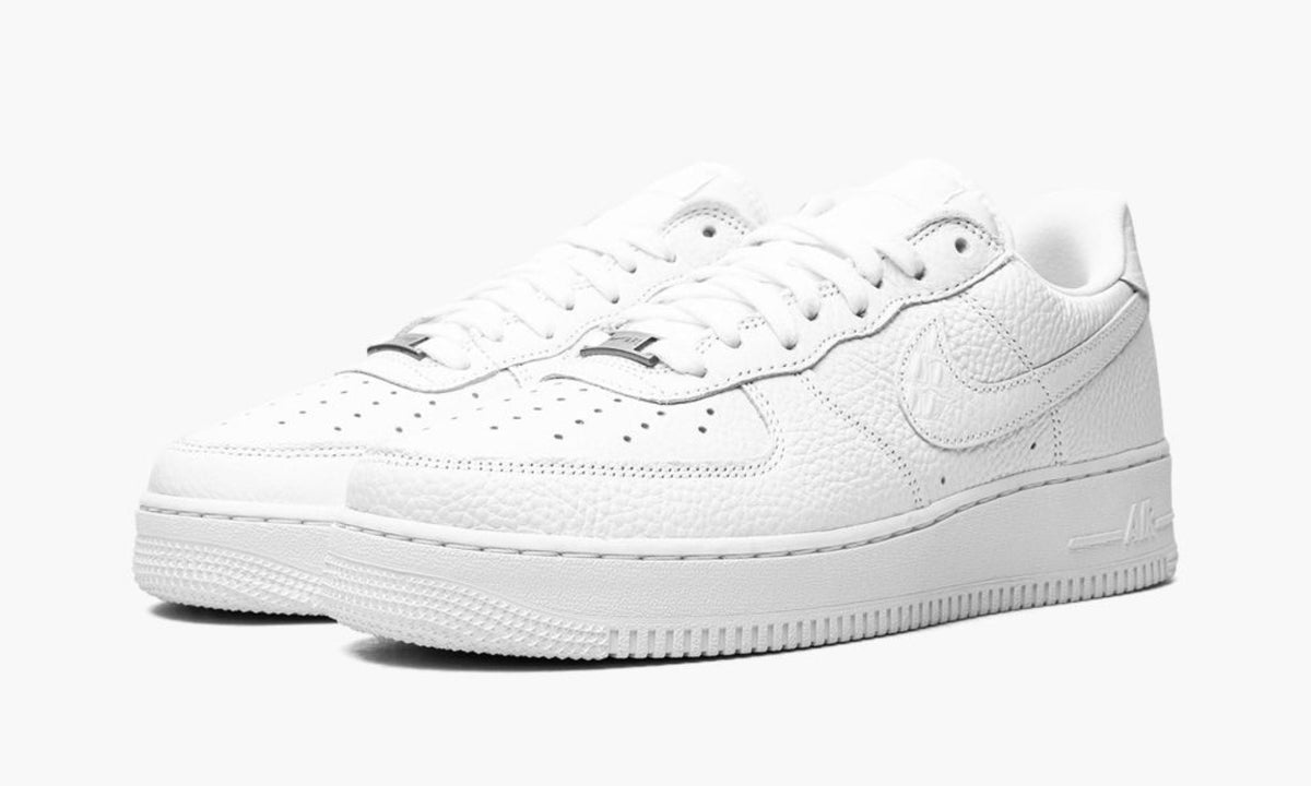 Air Force 1 07 Craft "Triple White" - Angle View 3