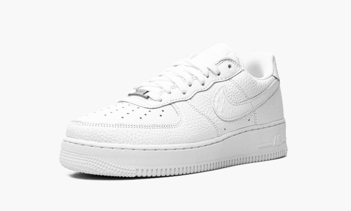 Air Force 1 07 Craft "Triple White" - Angle View 5