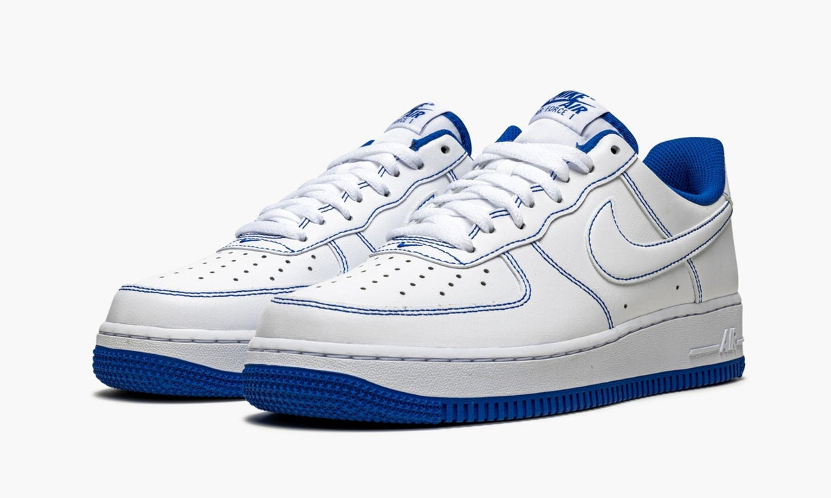 Air Force 1 Low "Contrast Stitch - Game Royal" - Angle View 3