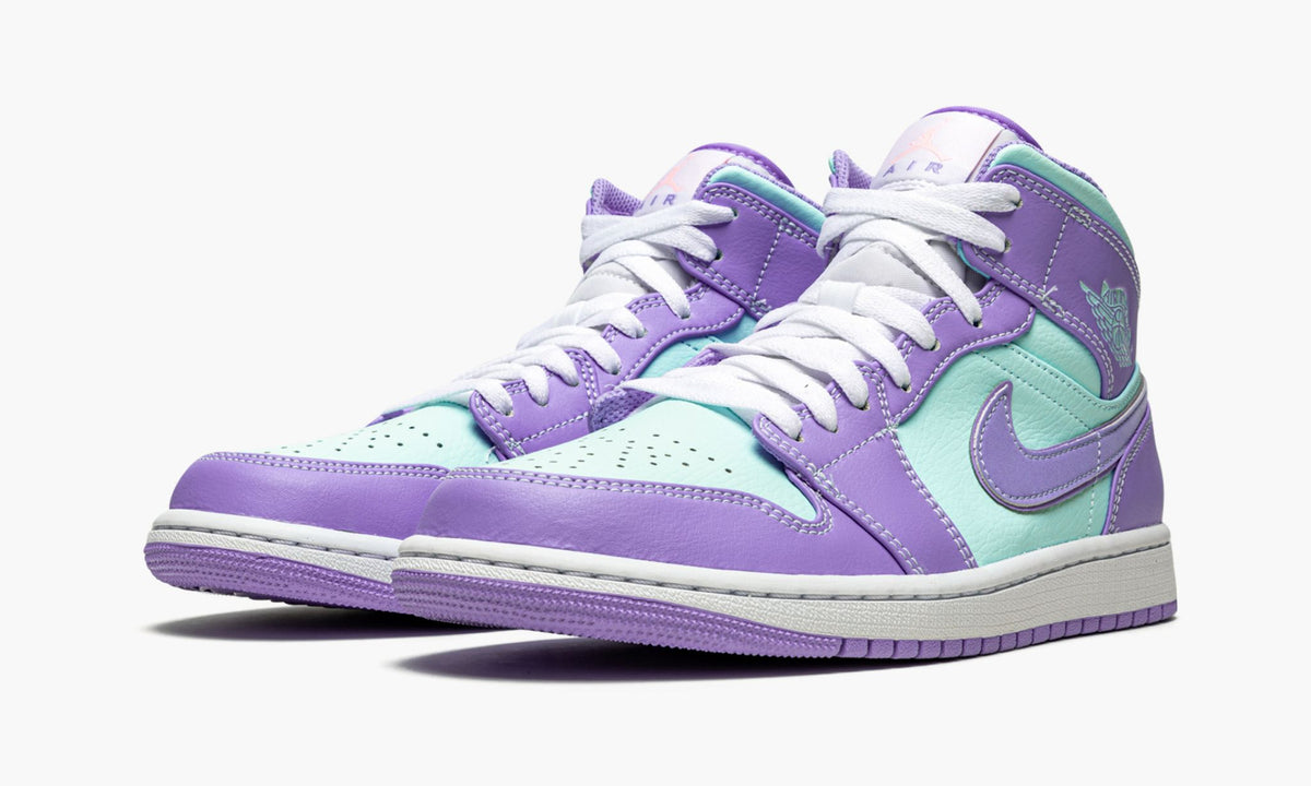 Air Jordan 1 Mid "Purple Pulse / Glacier Blue" - Angle View 3
