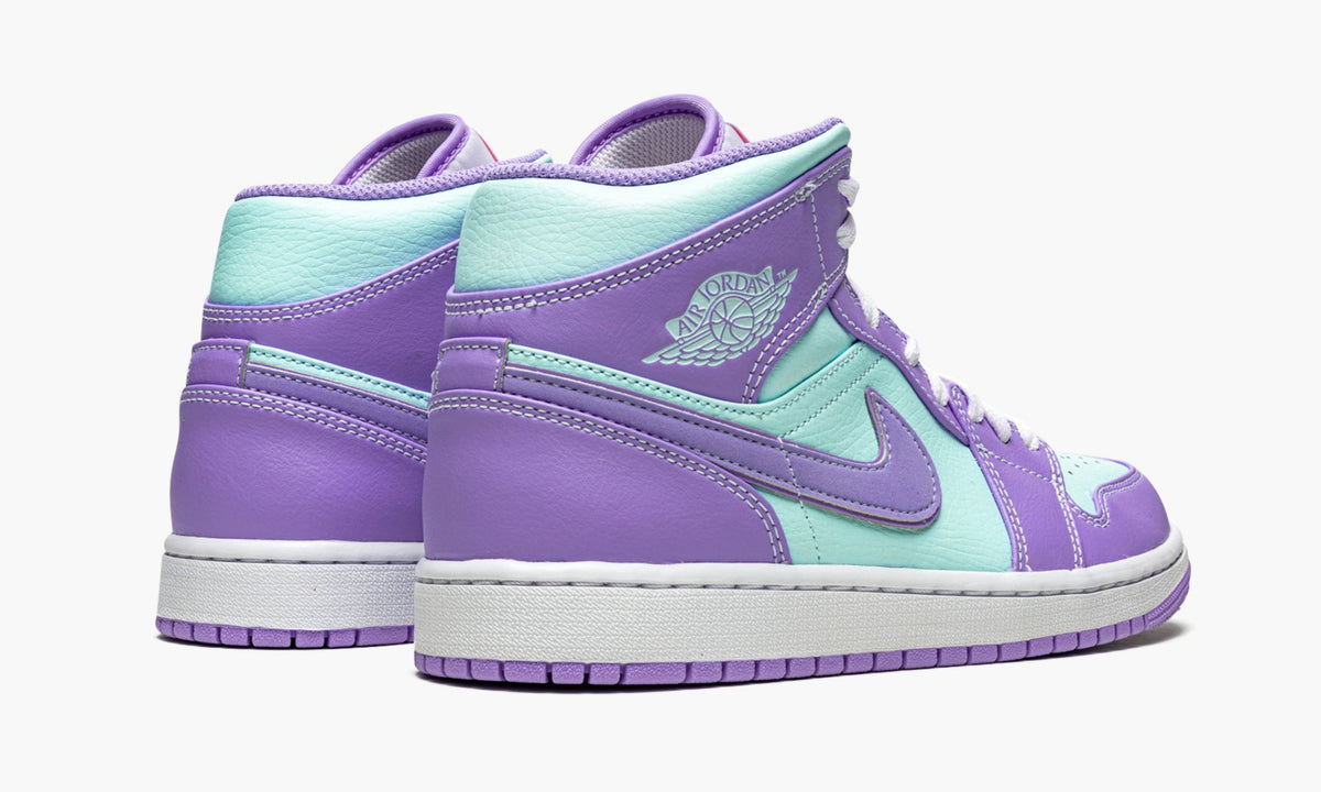 Air Jordan 1 Mid "Purple Pulse / Glacier Blue" - Angle View 4
