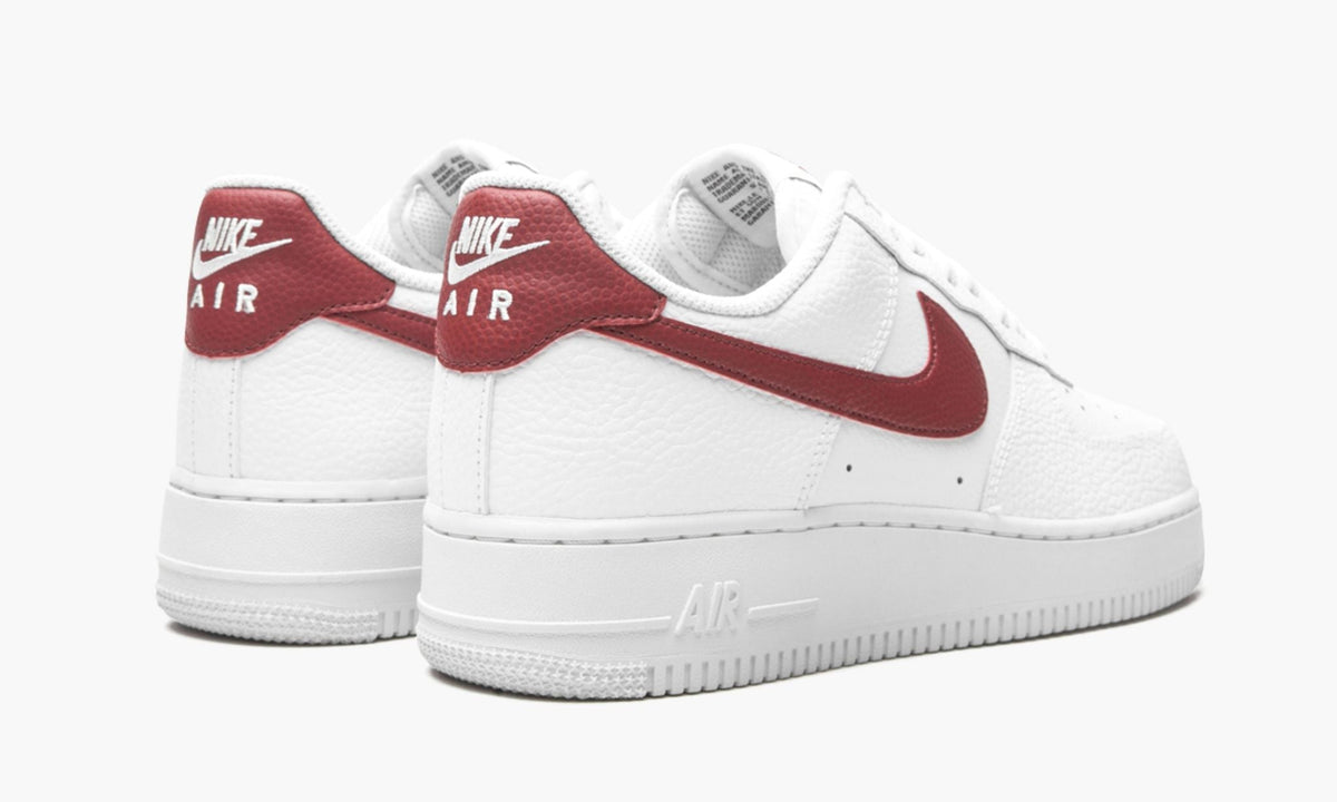 Air Force 1 '07 Low "Team Red" - Angle View 4
