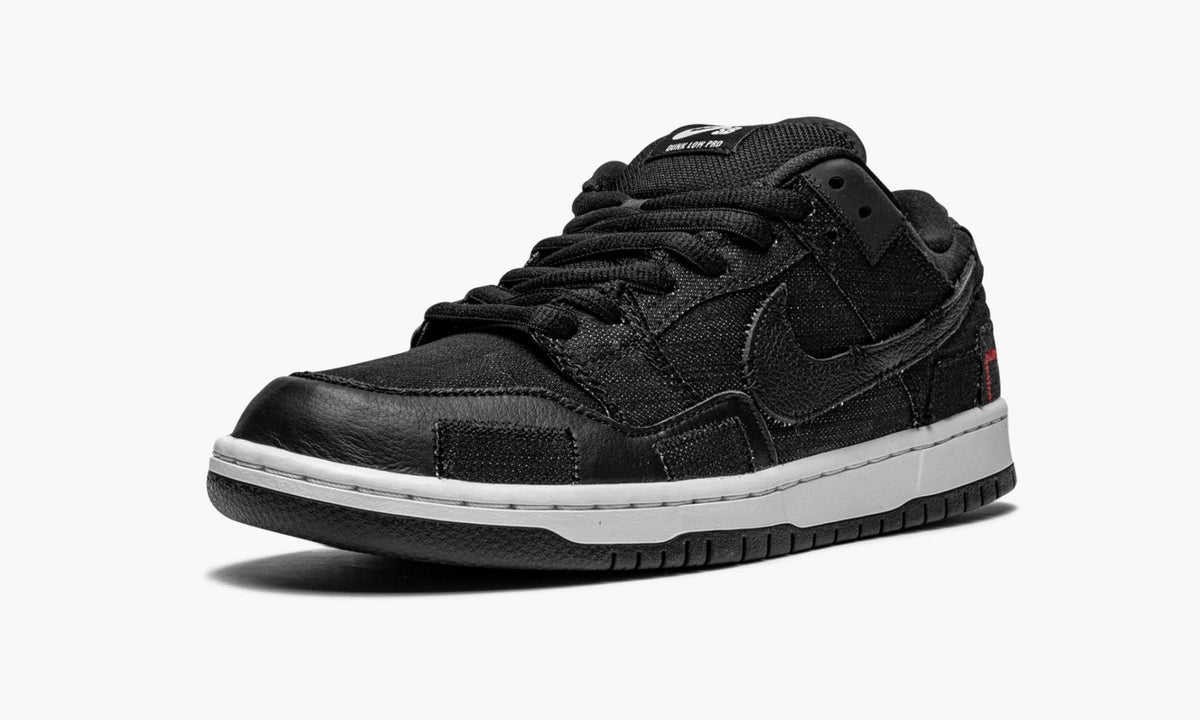 SB Dunk Low "Wasted Youth - Special Box" - View 5
