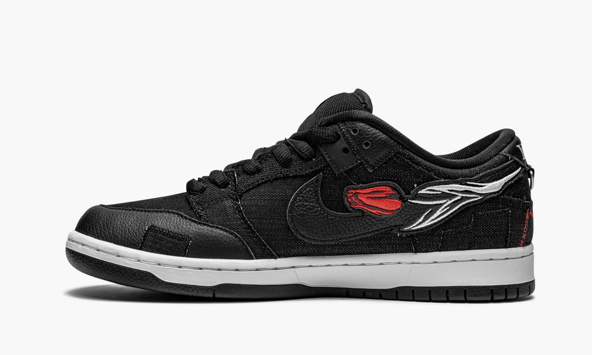 SB Dunk Low "Wasted Youth - Special Box" - View 7