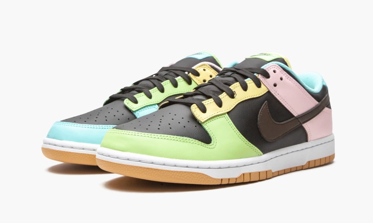 Dunk Low SE "Free 99 - Black" - View 3
