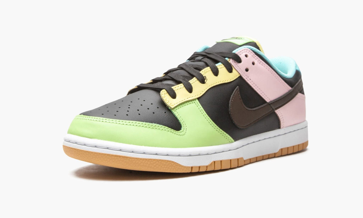 Dunk Low SE "Free 99 - Black" - View 5