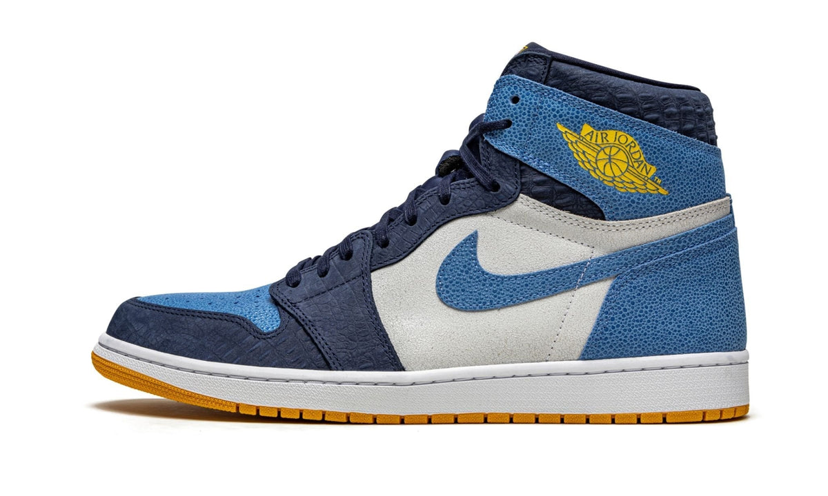 Air Jordan 1 Retro High OG "Marquette PE" - Main View