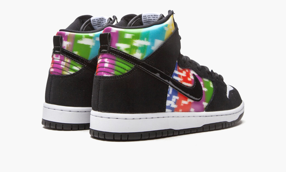 SB Dunk High "TV Signal" - View 4