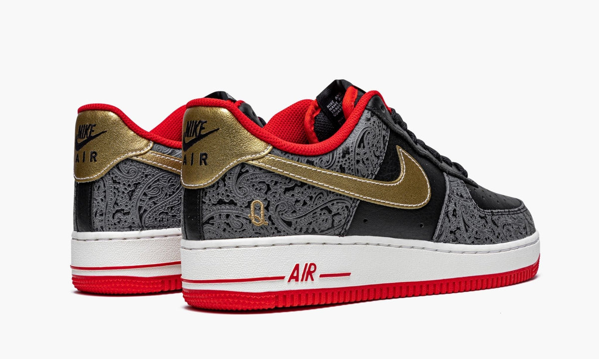 Air Force 1 Low '07 LX "Spades" - Angle View 4