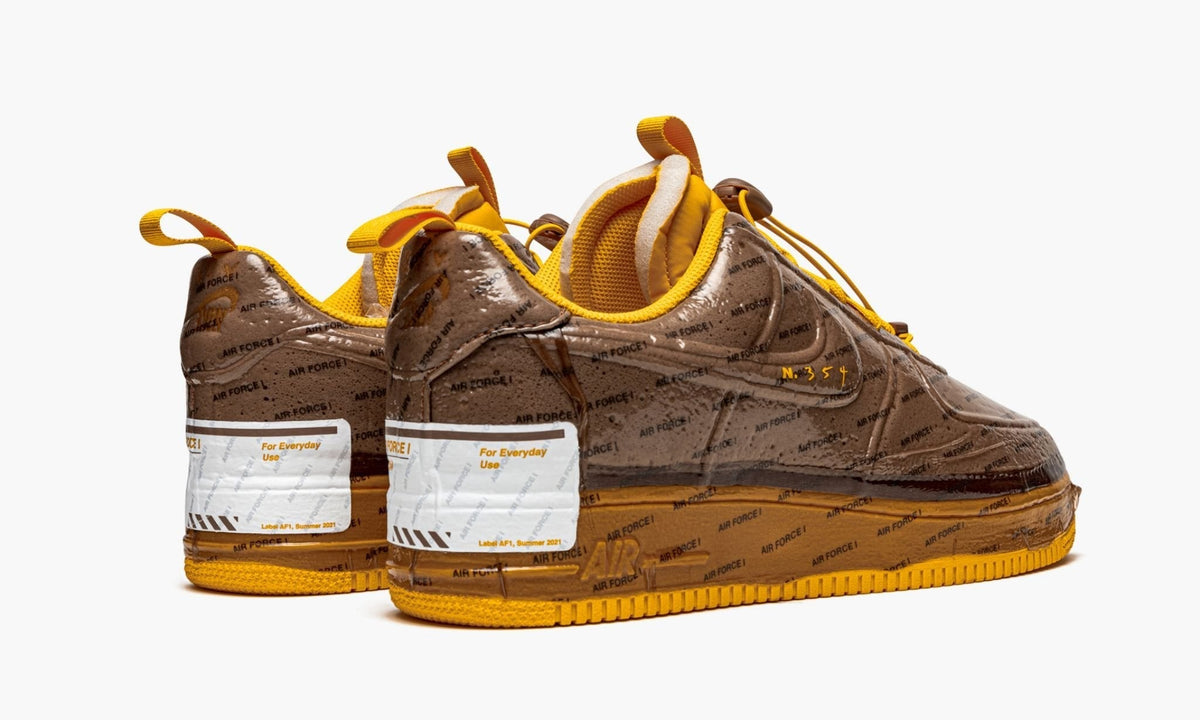 Air Force 1 Experimental "Archaeo Brown - Parcel Service" - Angle View 4