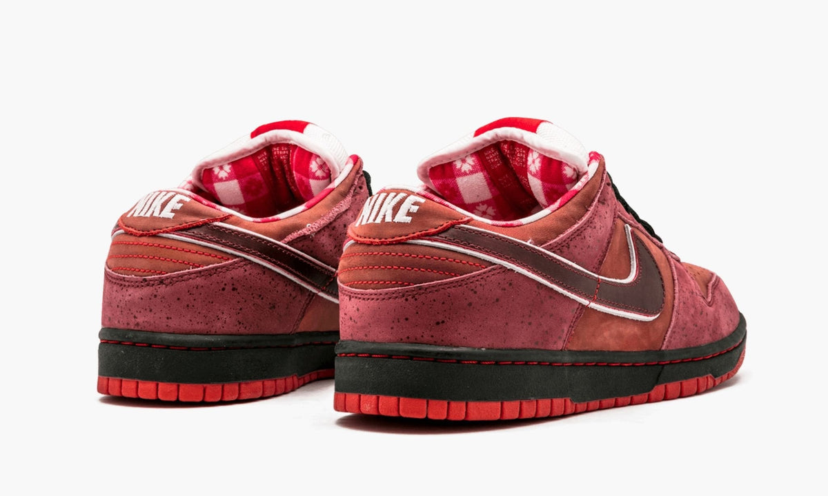 SB Dunk Low Premium "Red Lobster - Concepts" - View 4