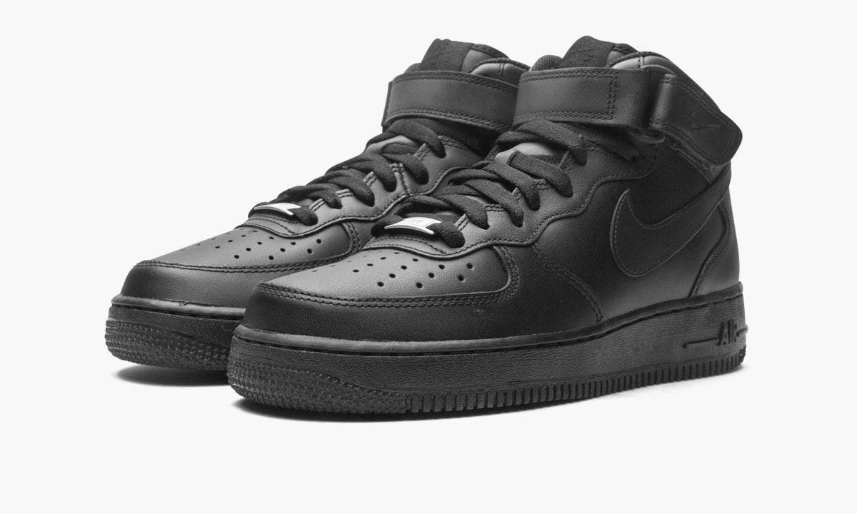 Air Force 1 Mid '07 "2021 Release Triple Black" - Angle View 3