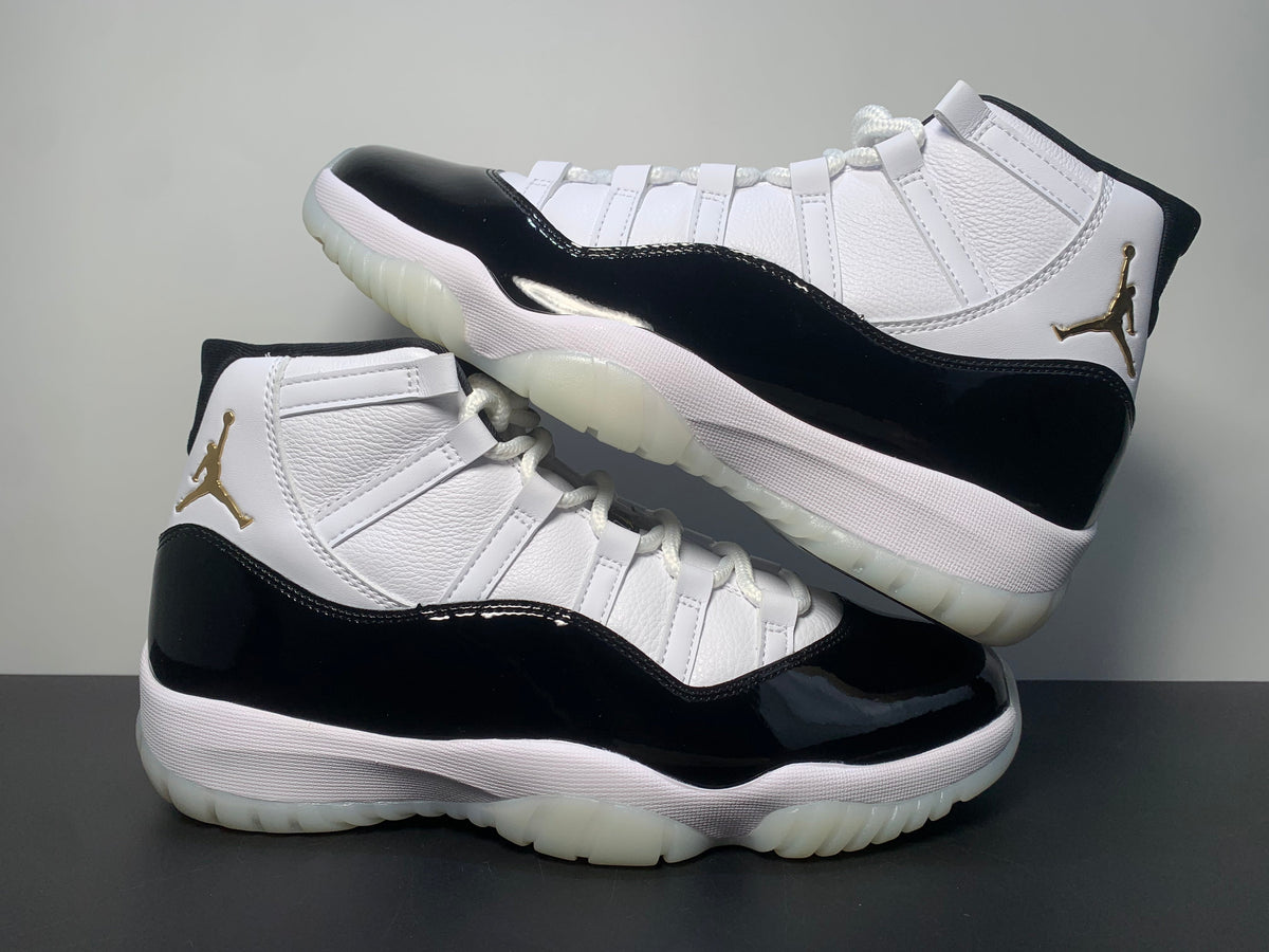 Air JORDAN 11 RETRO Defining Moments DMP Gratitude CT8012-170 - Angle View 4