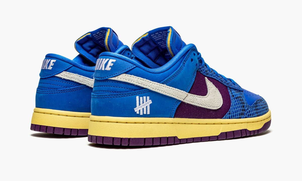 Dunk Low SP "UNDEFEATED Dunk vs. AF1" - View 4