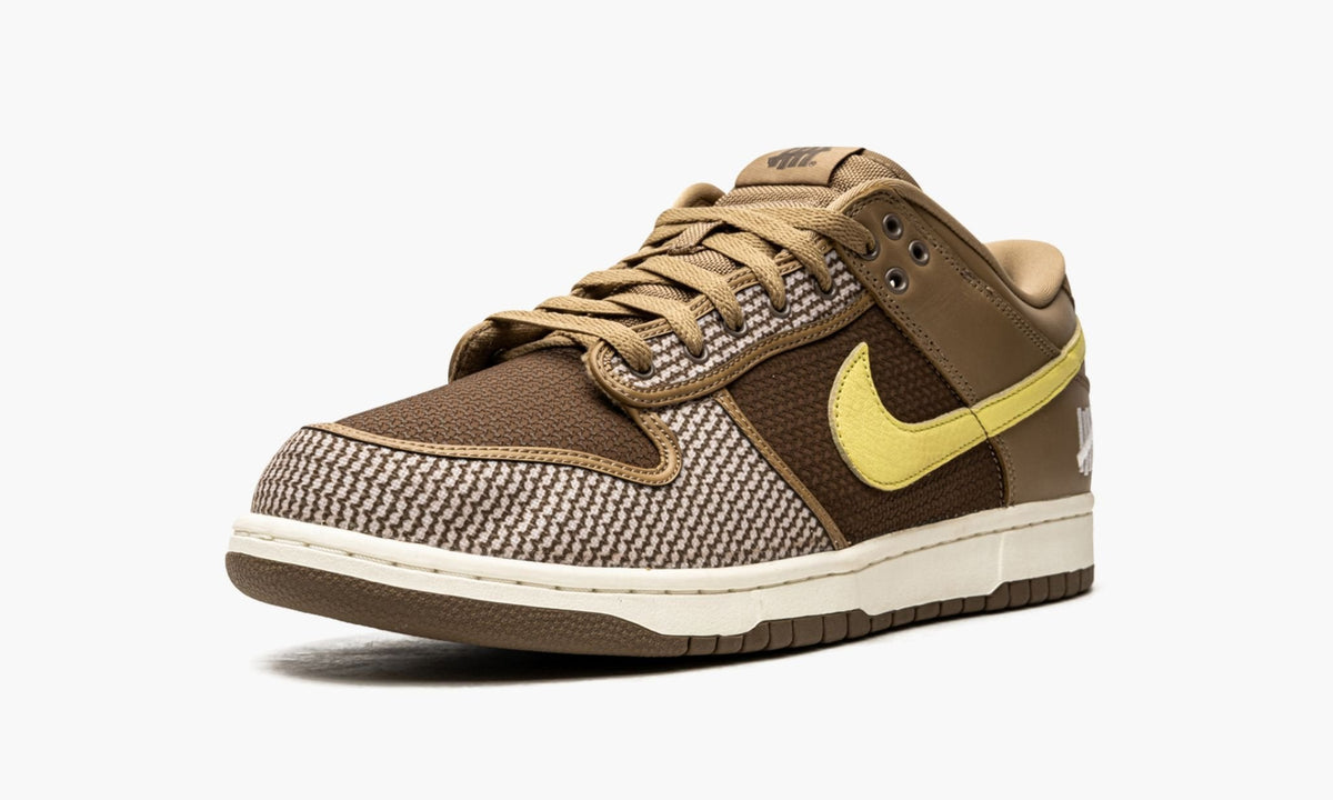 Dunk Low SP "Undefeated -  Canteen" - View 5