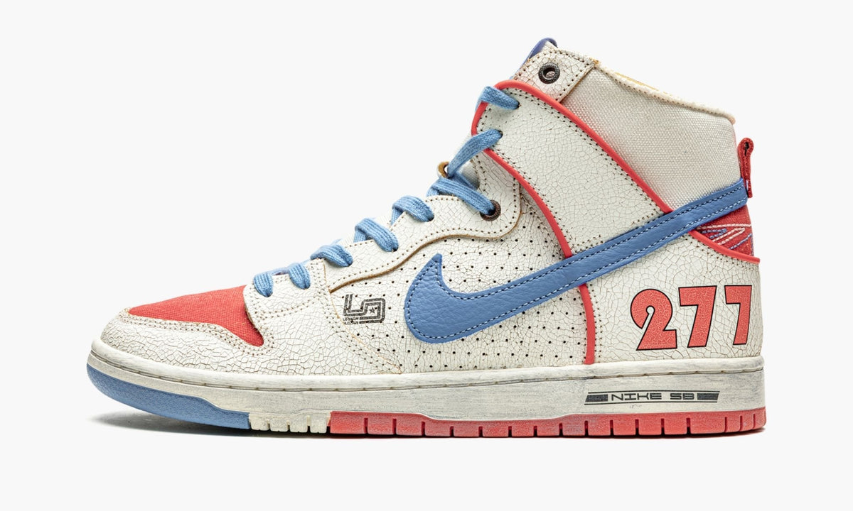SB Dunk High "Ishod Wair x Magnus Walker" - View 2