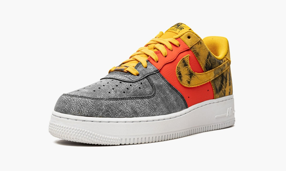 Air Force 1 '07 LV8 "Dark Sulphur Tie-Dye" - Angle View 5