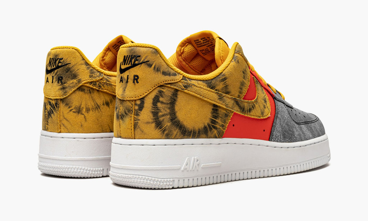 Air Force 1 '07 LV8 "Dark Sulphur Tie-Dye" - Angle View 4