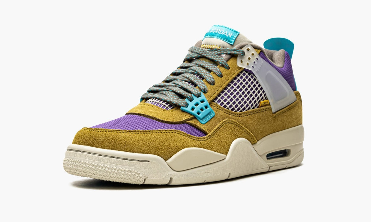 Air Jordan 4 Retro SP "Union 30th Anniversary - Desert Moss" - Angle View 5