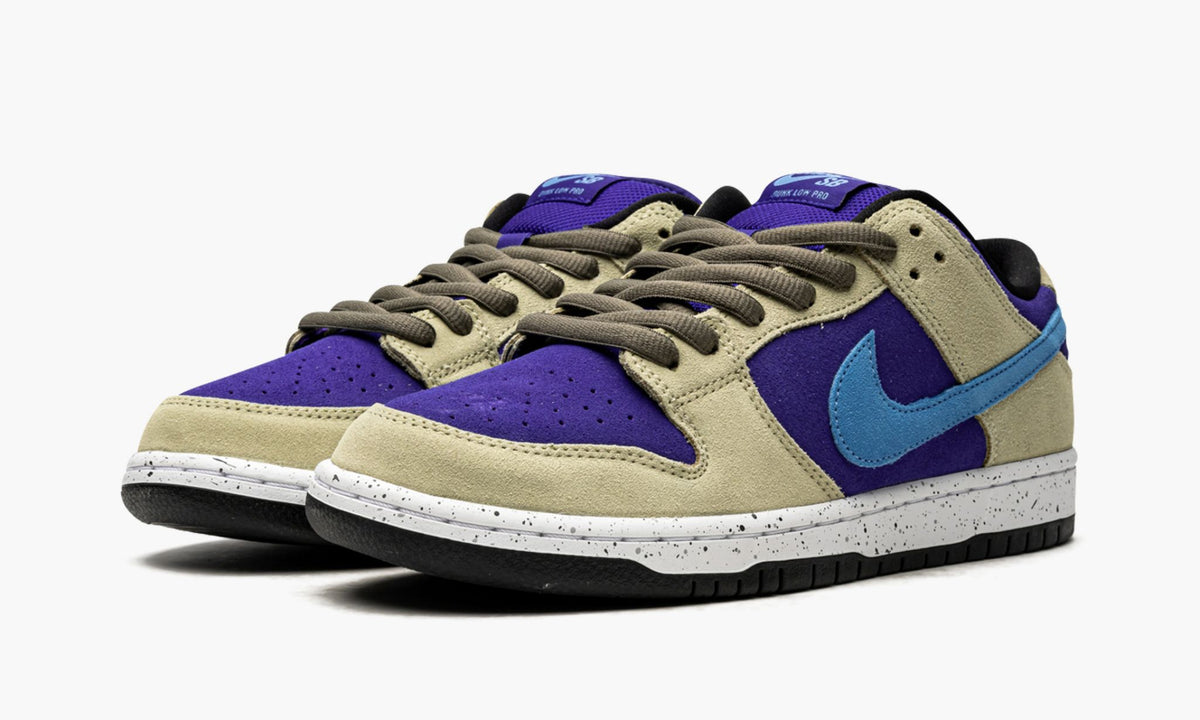 Dunk Low SB "ACG - Celadon" - View 3