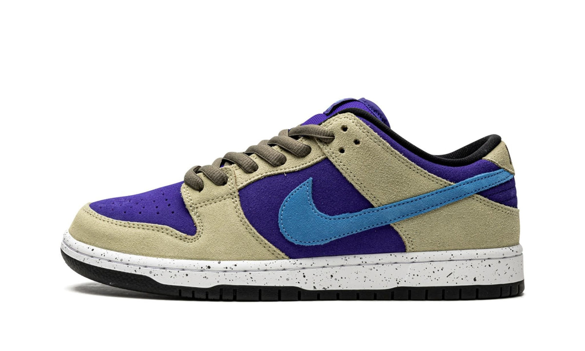 Dunk Low SB "ACG - Celadon" - View 1