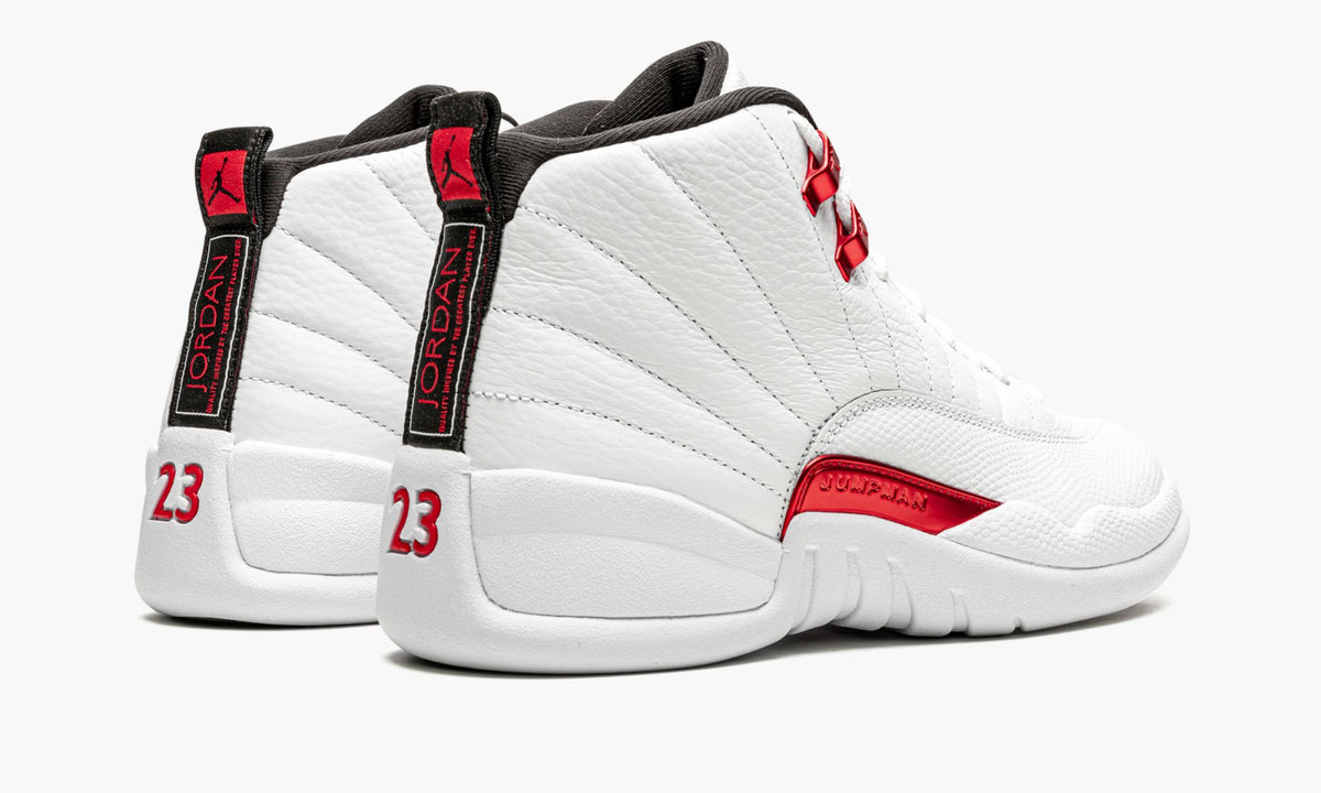 Air Jordan 12 "Twist" - Angle View 4