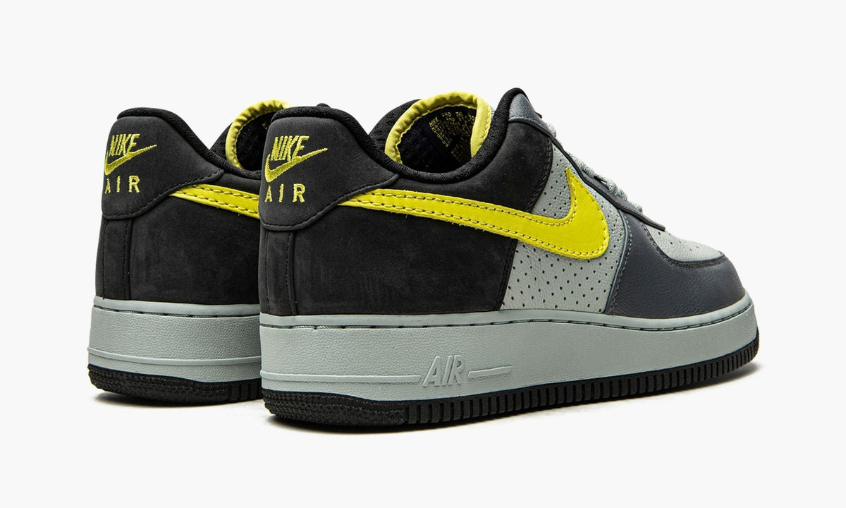 Air Force 1 Low Premium "Wildwind" - Angle View 4