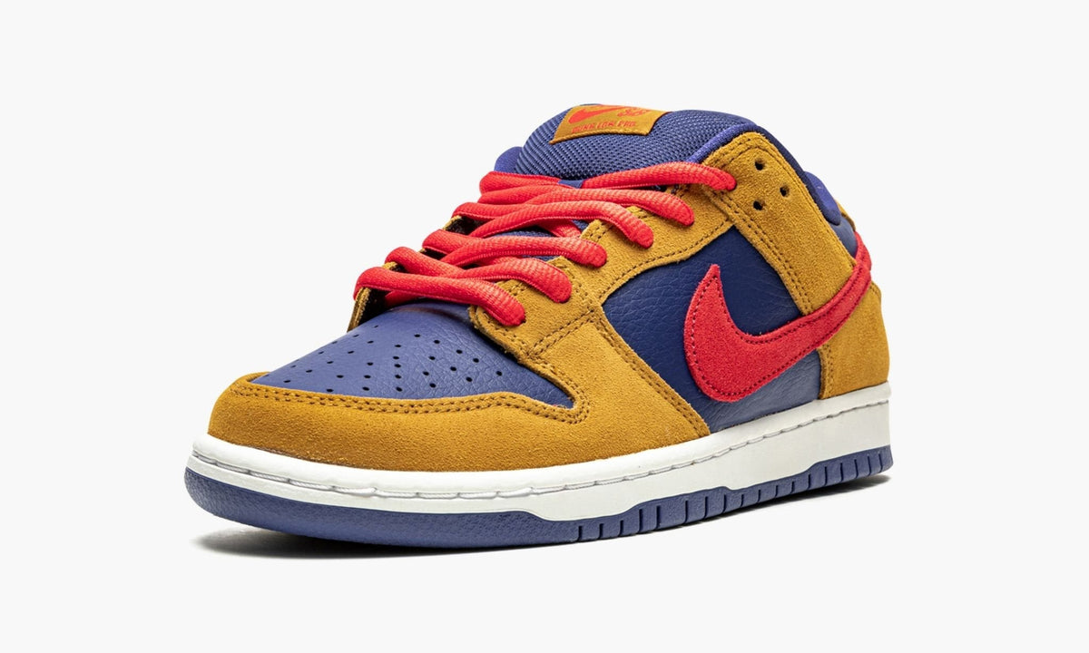 SB Dunk Low Pro "Reverse Papa Bear" - View 5