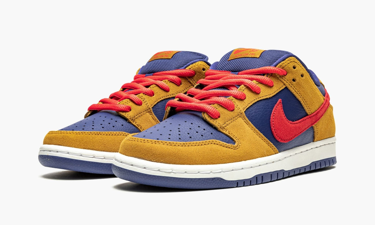 SB Dunk Low Pro "Reverse Papa Bear" - View 3