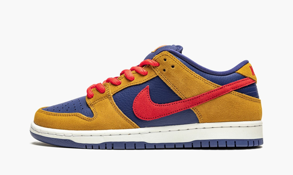 SB Dunk Low Pro "Reverse Papa Bear" - View 2
