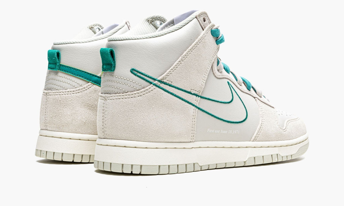 Dunk High SE "First Use - Green Noise" - View 4
