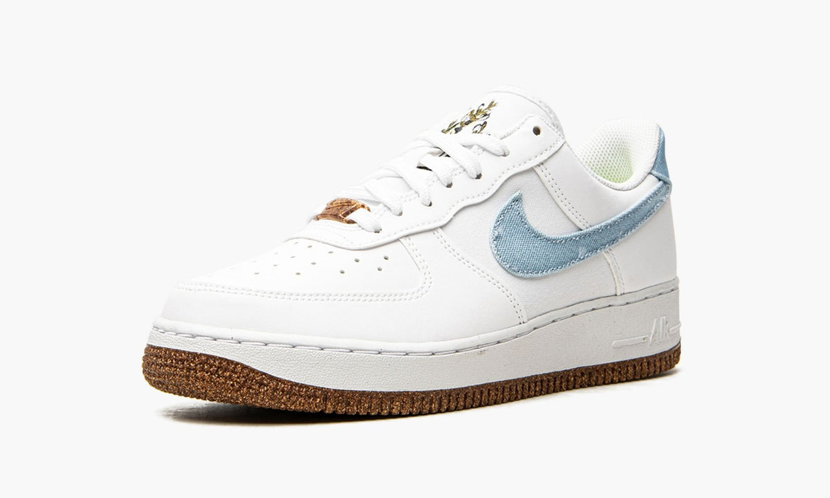 Air force 1 '07 LV8 "Indigo" - Angle View 5