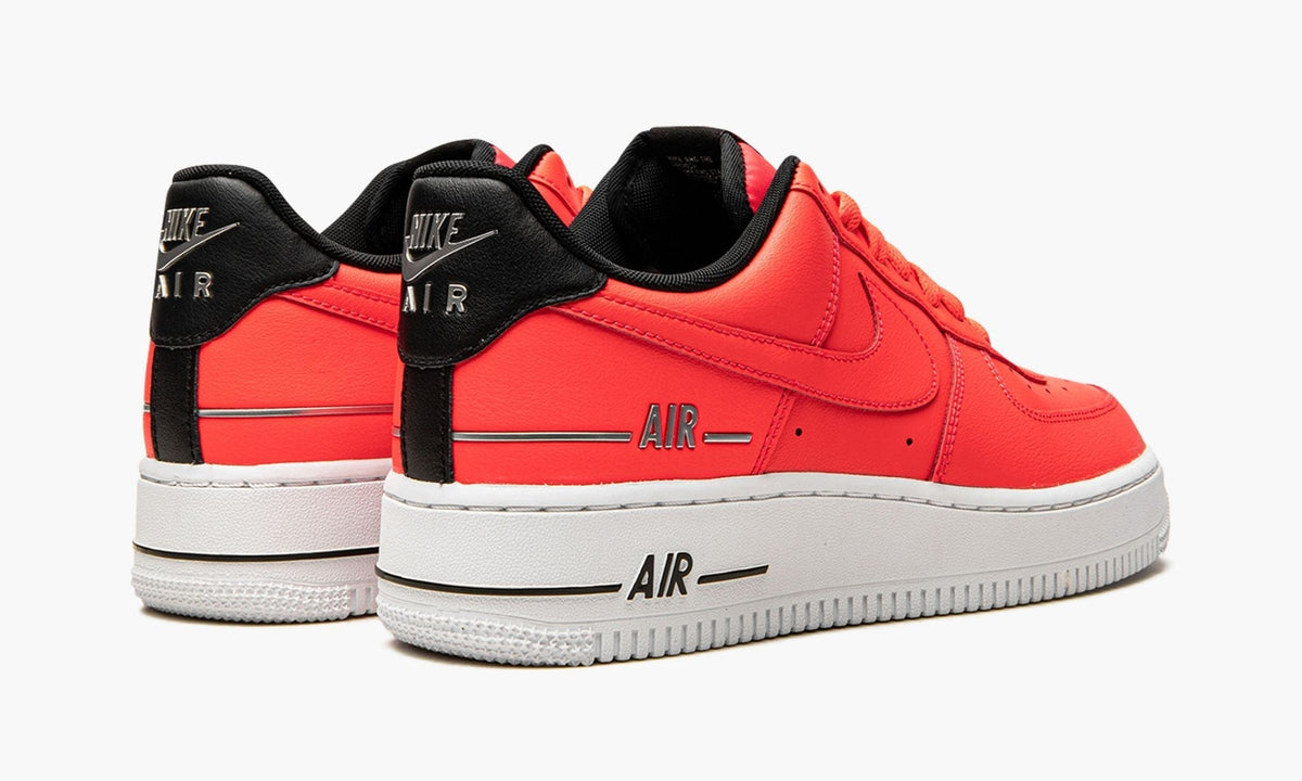 Air Force 1 Low '07 "Double Air Pack - Laser Crimson" - Angle View 4