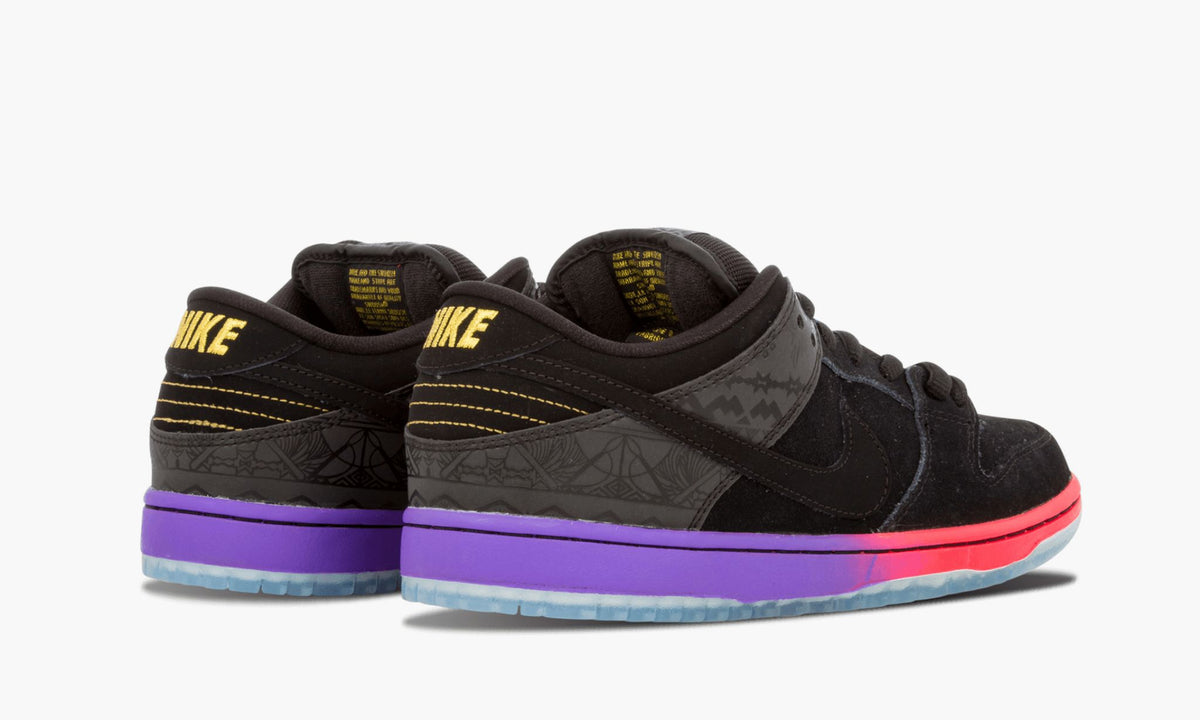 SB Dunk Low Premium QS "Black History Month" - View 4