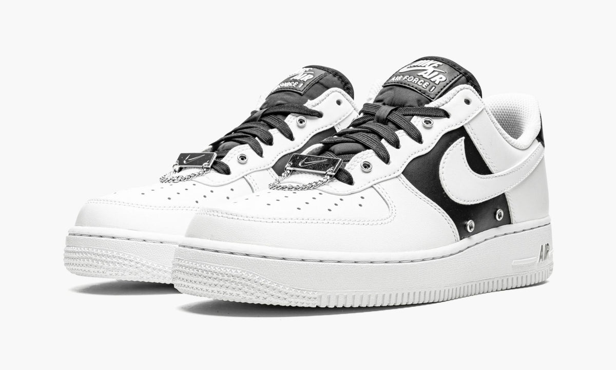 Air Force 1 '07 PRM "Silver Chain" - Angle View 3