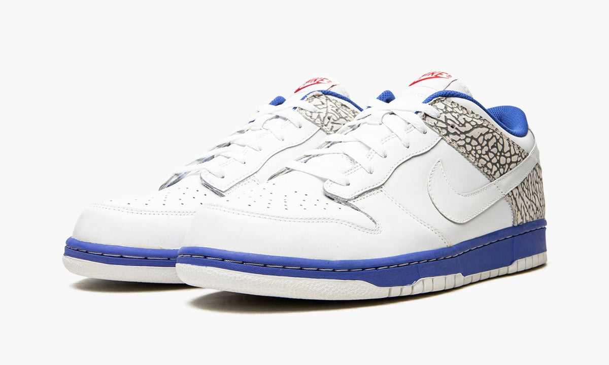 Dunk Low CL "Jordan Pack - True Blue" - View 3