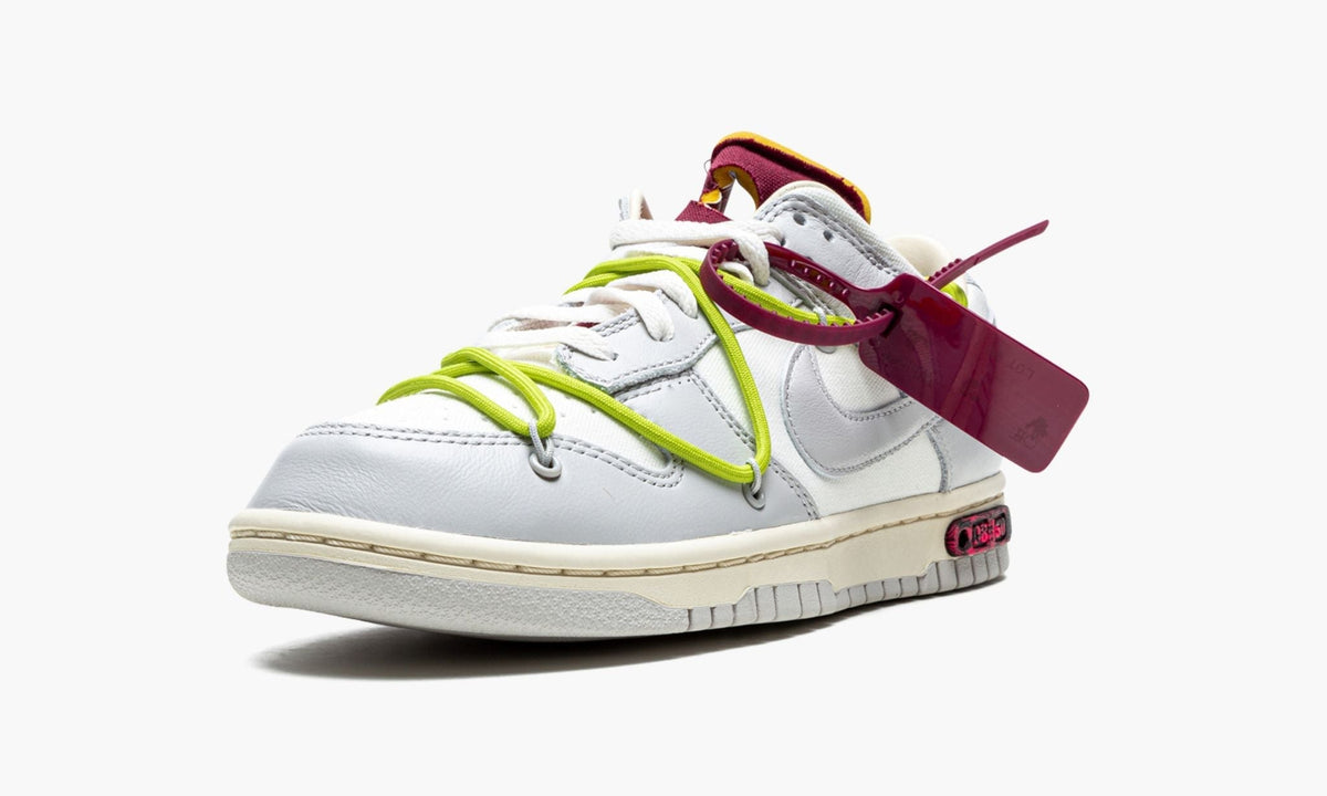 Dunk Low "Off-White - Lot 08" - View 5