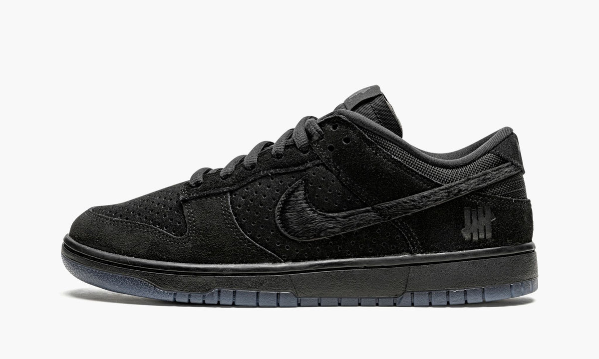 Dunk Low SP "Undefeated - Black" - View 2