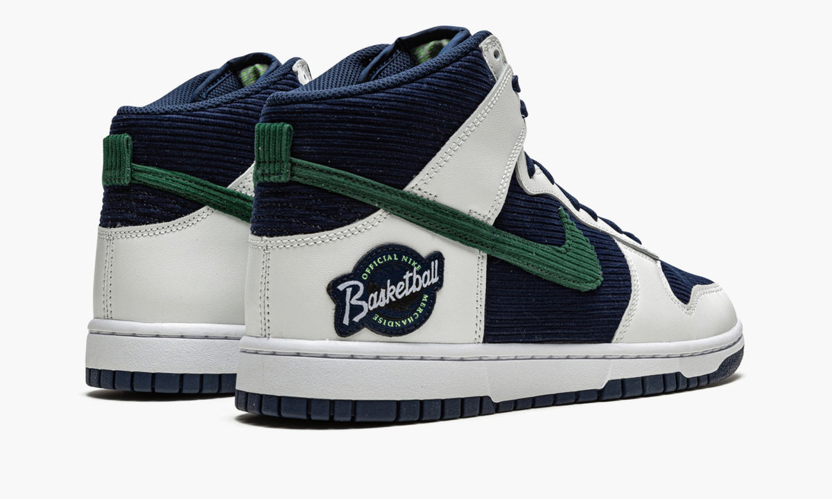 Dunk Hi PRM EMB - View 4