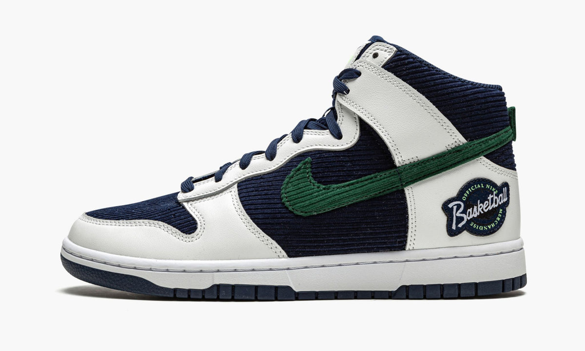 Dunk Hi PRM EMB - View 2