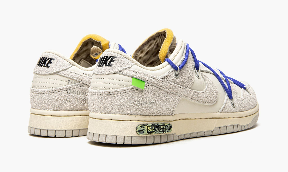 Dunk Low "Off-White - Lot 32" - View 4