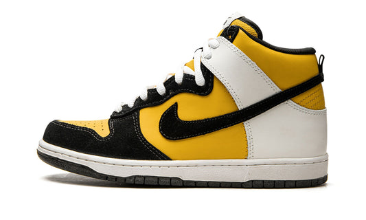 SB Dunk High "EMB" - View 1