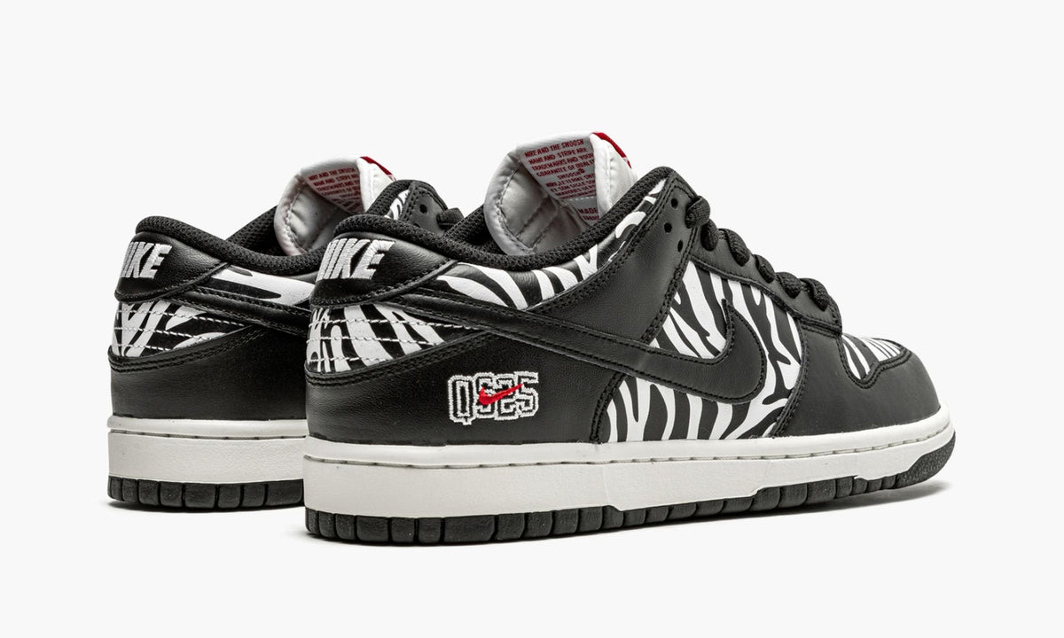 SB Dunk Low OG QS "Quarter Snacks" - View 4