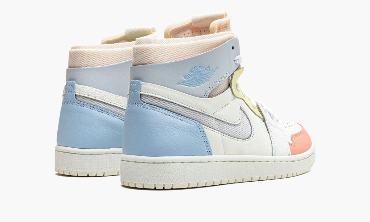 Air Jordan 1 Zoom Air CMFT "To My First Coach" - Angle View 4