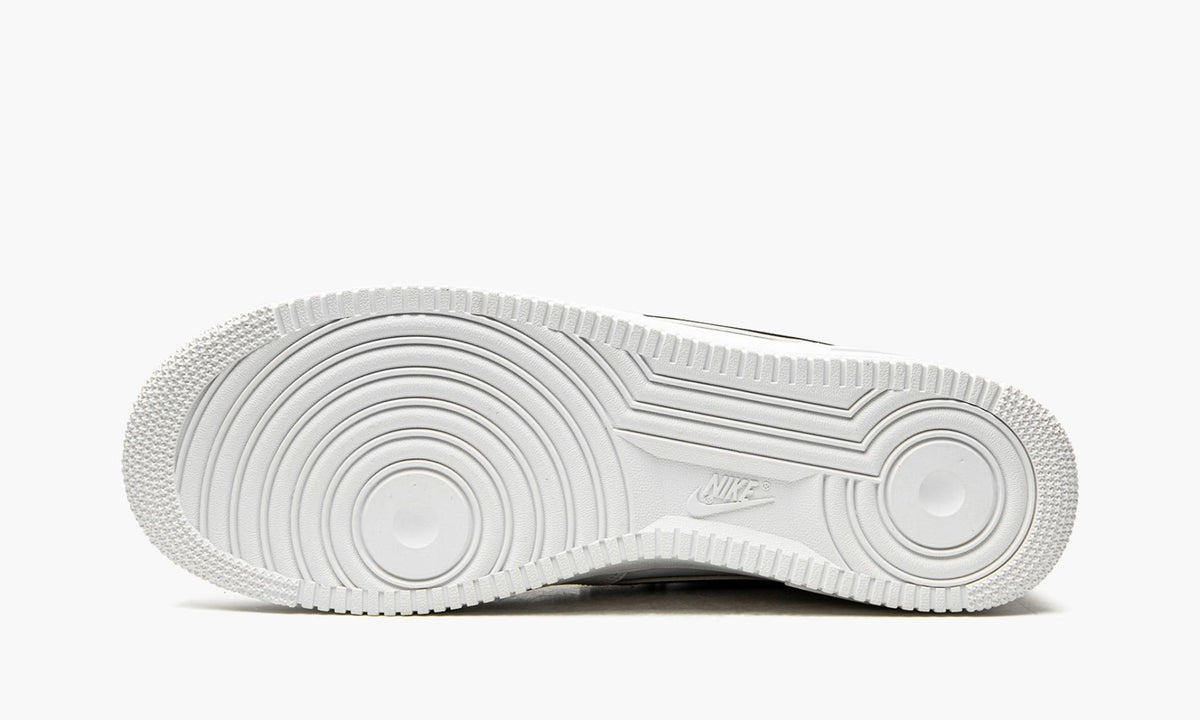 Air Force 1 '07 LV8 "Double Swoosh - White / Black / Gold" - Angle View 6