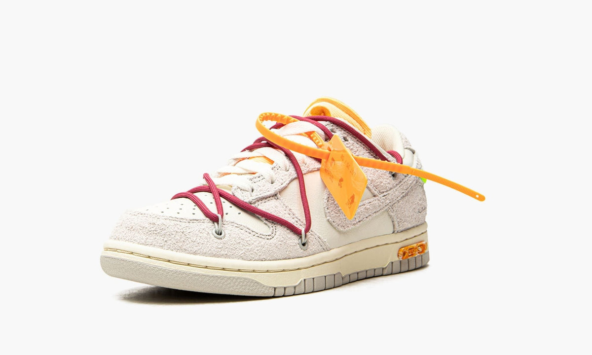 Dunk Low "Off-White - Lot 35" - View 5