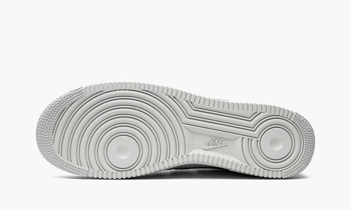 Air Force 1 '07 "Pure Platinum" - Angle View 6