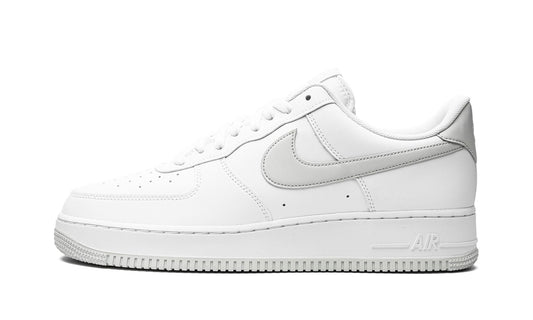 Air Force 1 '07 "Pure Platinum" - Main View