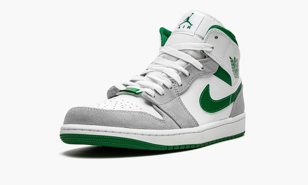 Air Jordan 1 MID SE "Grey / Pine Green / White" - Angle View 5