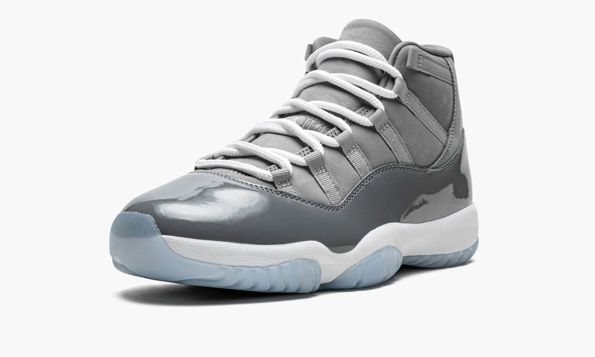 Air Jordan 11 Retro "Cool Grey 2021" - Angle View 5